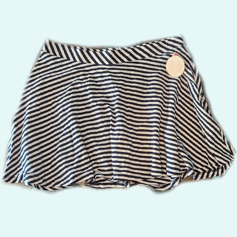 Navy blue and white skirt sz xl